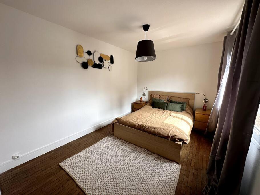 Francois Mitterrand 2 Apartment *